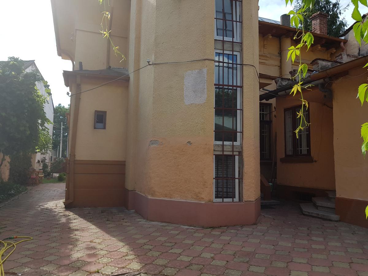 Casa Boiereasca Craiova Exterior photo